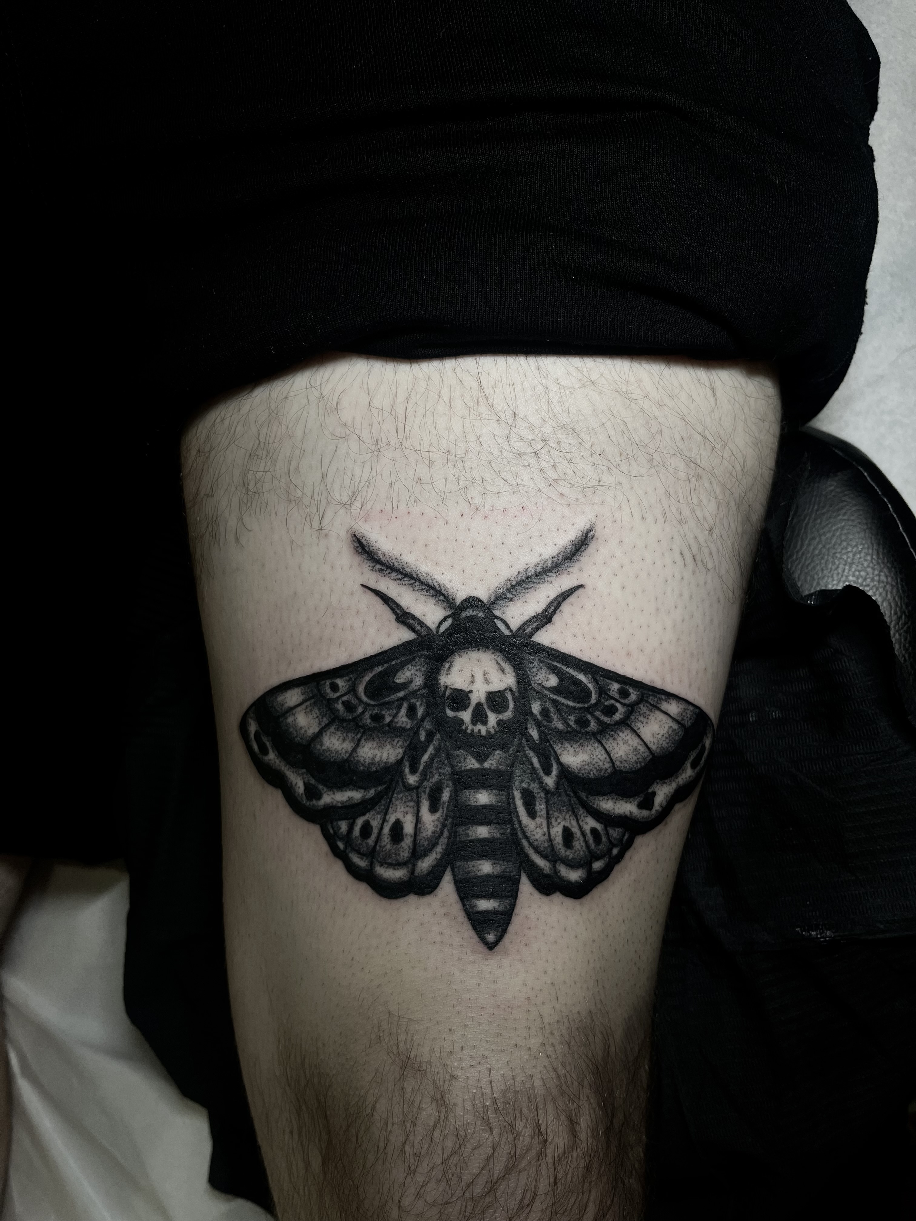 tatouage papillon de nuit